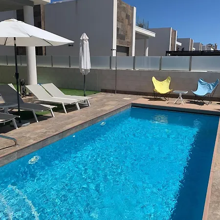Coco Caline Dehesa de Campoamor (Orihuela Costa)